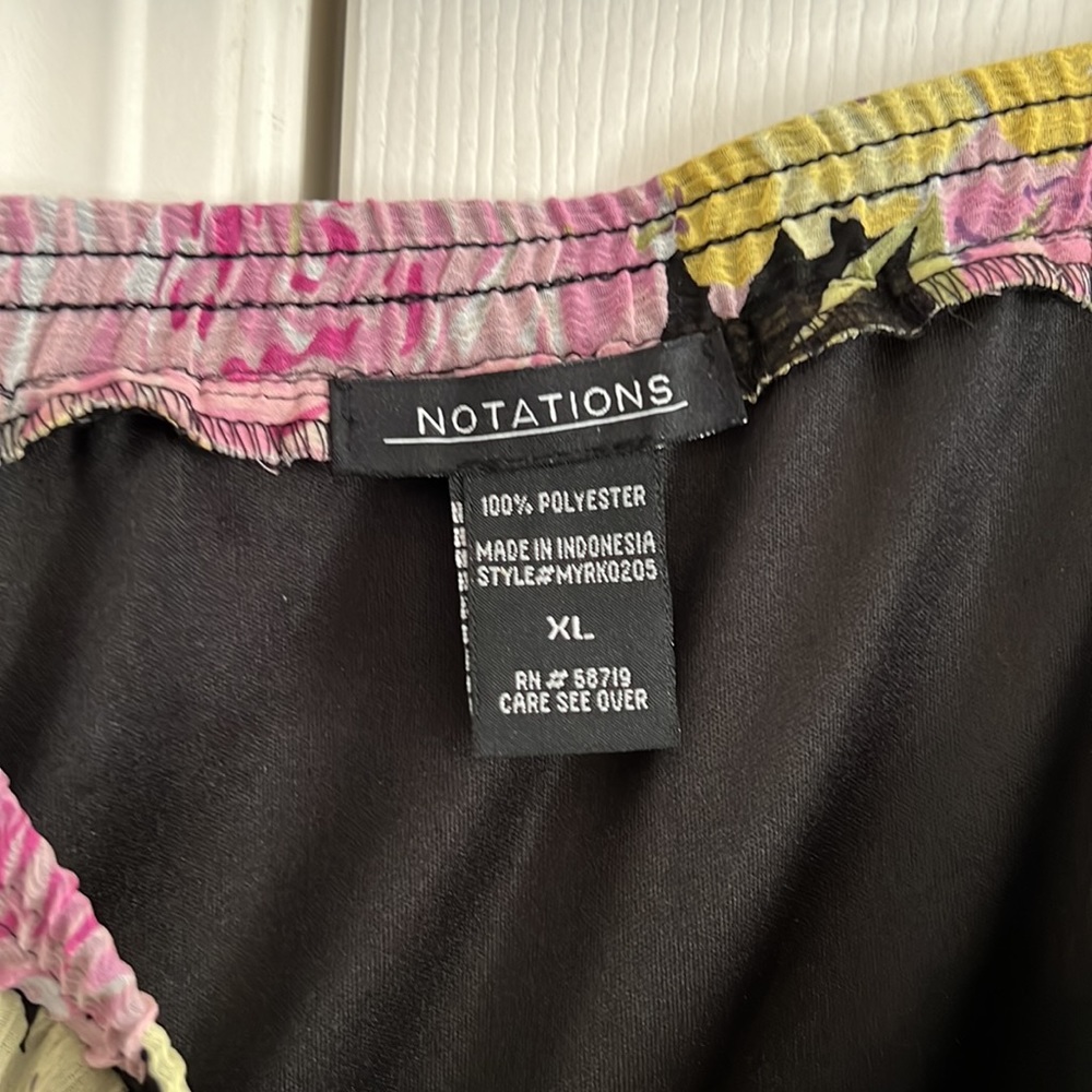 Notations Skirt. - Picture 4 of 7